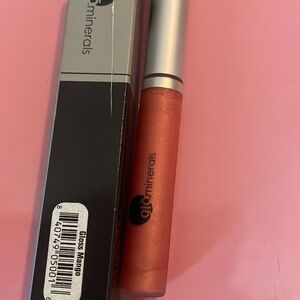 Glo minerals lip gloss